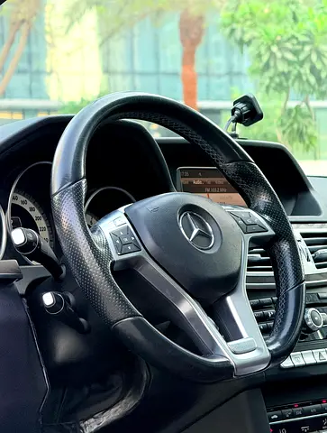 2015 Mercedes-BENZ E-CLASS photo 7