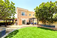Lake views | Upgraded | Large Plot