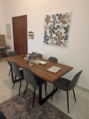 Dinning Table with 6 chairs