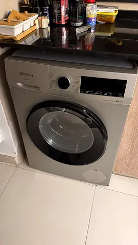 Siemens 9kg front-load washing machine - good working condition