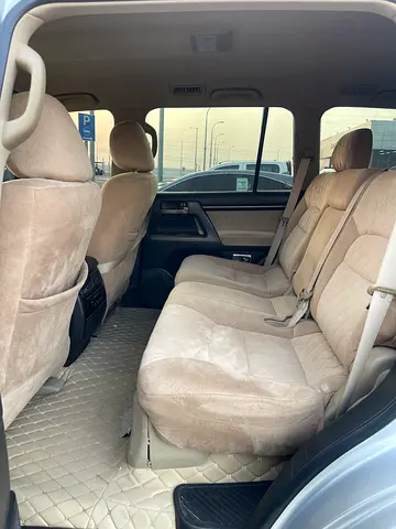 صورة 7 لـ 2009 Toyota LAND CRUISER