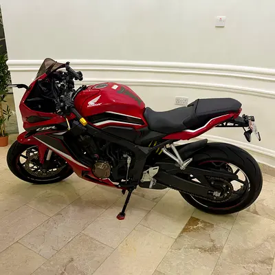 Honda CBR650R