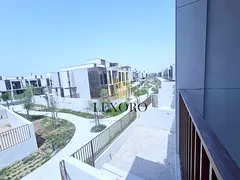 Park Facing | Single Row | Premium Location