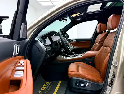 2019 BMW X7 photo 8