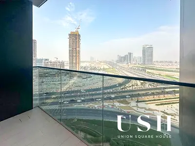 Brand New 1BR | High Floor | Fitted Kitchen | Regalia