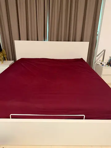 Bed IKEA with huge storage -flawless condition