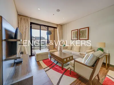 Lagoon and Skyline View | Beach Access | Vacant