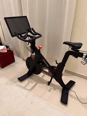 Peloton stationary exercise bike with touchscreen - good condition