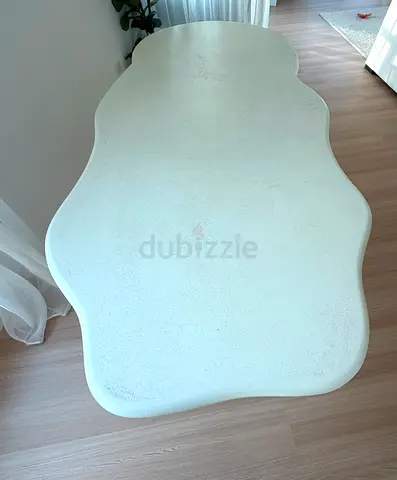 Microcement Cloud Shaped Dining Table