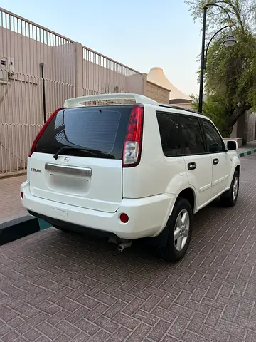2009 Nissan X-TRAIL — фото 4