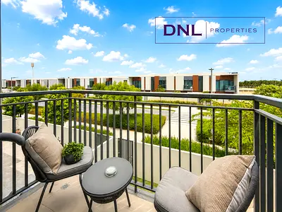 Single Row | End Unit | Large And Spacious Layout