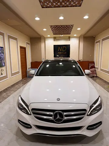 MERCEDES C 200 - 2015 | GULF Specs | Full Option | Excellent Condition