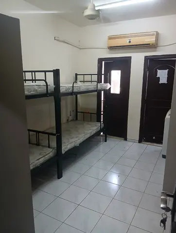 🚇Male ExecutiveBed space available  🚇 walking distance to union metro station  🚇 special discount