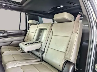 2024 Chevrolet SUBURBAN 照片 12