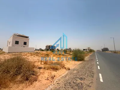 للبيع ارض موقع مميز جدا G+5 سكني تجاري