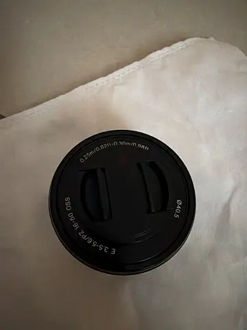 Sony 16-50mm F3.5 - 5.6 camera lens