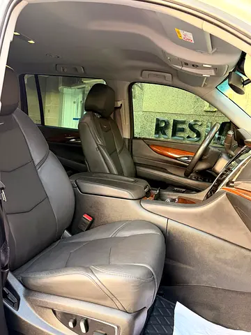صورة مصغرة 13 لـ 2017 Cadillac ESCALADE