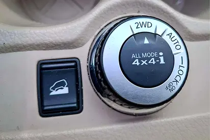 2015 Nissan X-TRAIL 照片 13
