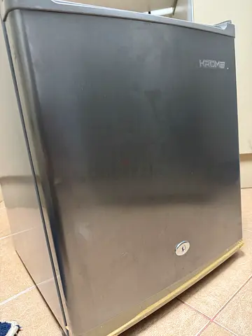 KROME Mini Fridge / Compact Refrigerator - Good Working Condition