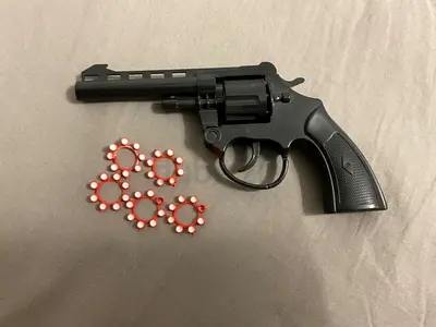 Gun toy fun a bit loud