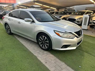 Nissan Altima SV 2017 - Well Maintained - American Specs
