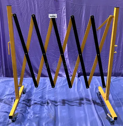 Expandable Barrier