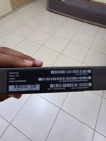 Samsung Z fold 8 Ultra 1TB each, Bought from UK Samsung store