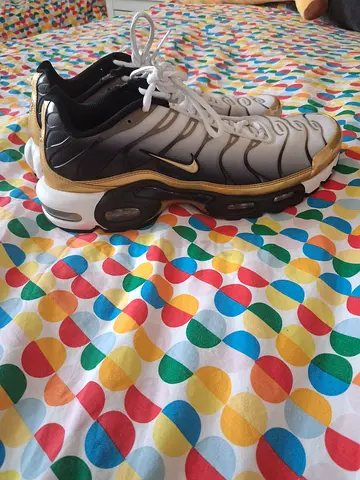 Nike Air Max Plus "Black Gold White" (Nike TN)