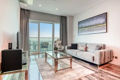 High-End Luxe Apt w/ Marina Views