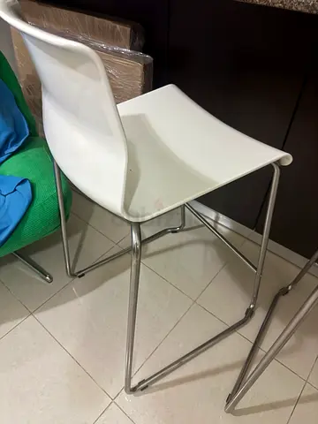 2 White IKEA Bar Chairs – Excellent Condition