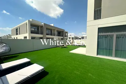 Next to Beach | Premium | Mortgageable