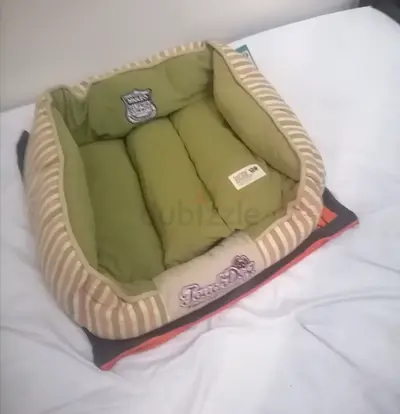 Brand New Dog/ Cat Bedding Touchdog Brand
