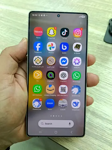 Samsung Galaxy S25 Ultra
💾 256GB Storage | 12GB RAM
🚀 أداء فائق السرعة – شاشة مذهلة – كاميرا احترا