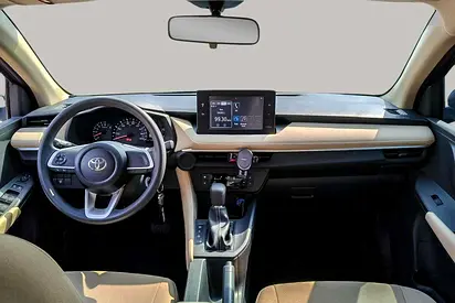 صورة 9 لـ 2024 Toyota YARIS