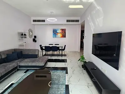 غرفتين و صاله / بلكونه / باركن / فرش فندقي / شامل الفواتير / القصباء / الشارقه