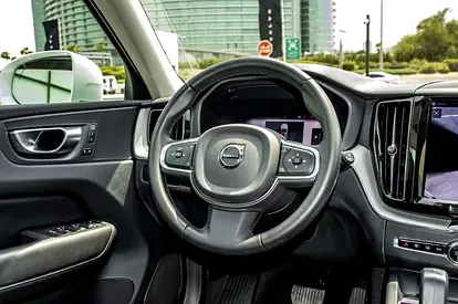 صورة 10 لـ 2024 Volvo XC60