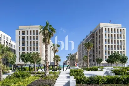 1BR | Community Living | Freehold | Resale