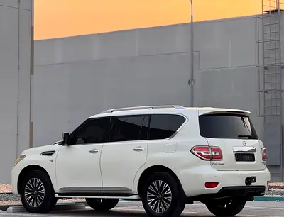 2016 Nissan PATROL — миниатюра 3