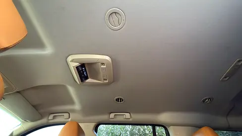 2016 Chevrolet SUBURBAN 照片 15
