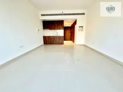 STUDIO||SPACIOUS||POOL GYM PARKING||