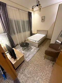 LUXURY ROOM AVAILABLE FOR ONE LADY