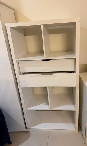 white IKEA Kallax shelving unit features open cube compartments with 2 Drawers - great Condition