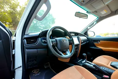 2021 Toyota FORTUNER 照片 15