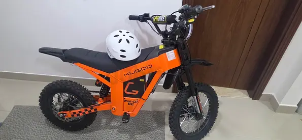 Kugoo wish 01 se perfect condition-barely used 27KM-2026Model comes with free mods, under warranty.