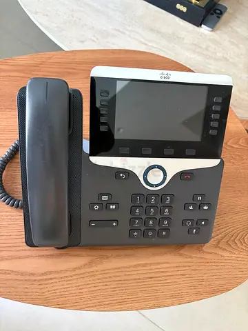 Cisco IP Desk Phone with Display - 8 pcs - Good Working Condition - with networking cables