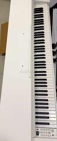 88-Key Digital Piano – Graded Hammer Action, Bluetooth, MIDI & USB – White