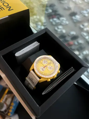 OMEGA x Swatch MoonSwatch – Mission to the Sun (Never Used)