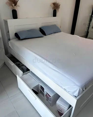 Ikea brimness bed with IKEA mattress like new - Excellent condition
