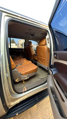 2016 Chevrolet SUBURBAN 照片 10