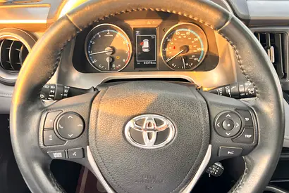 2018 Toyota RAV 4 — фото 15